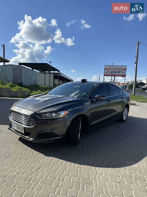 Ford Fusion 2016