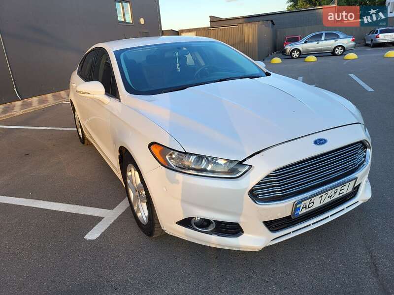Ford Fusion 2015