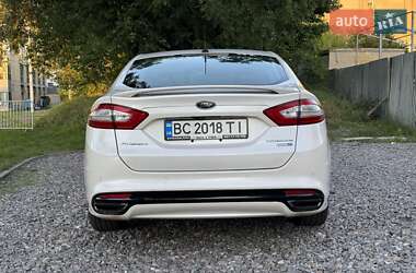 Седан Ford Fusion 2014 в Львове