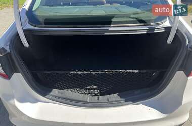 Седан Ford Fusion 2014 в Львове