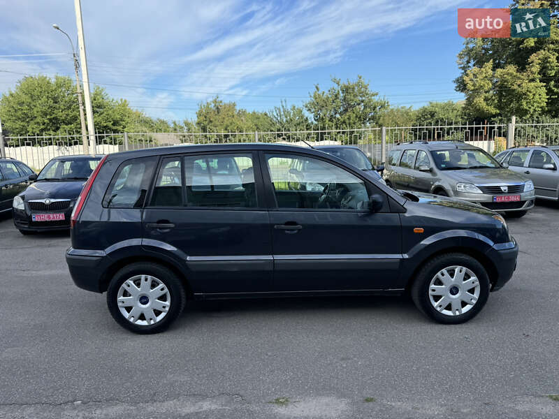 Хэтчбек Ford Fusion 2006 в Чернигове
