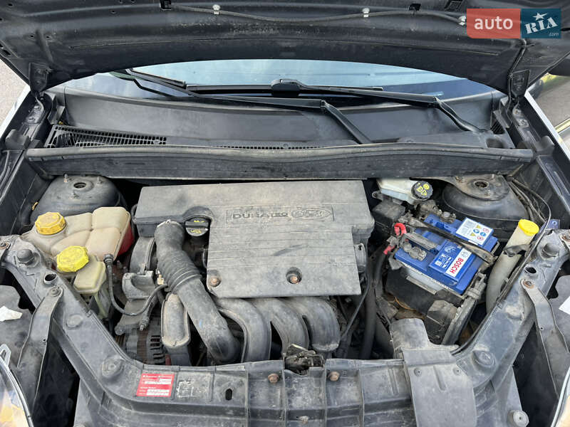 Хэтчбек Ford Fusion 2006 в Чернигове