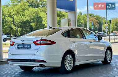 Седан Ford Fusion 2012 в 