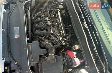 Седан Ford Fusion 2014 в 