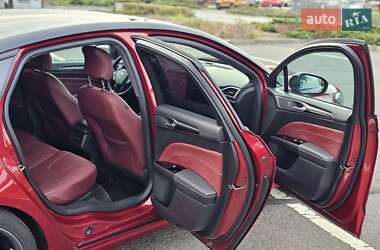 Седан Ford Fusion 2015 в 