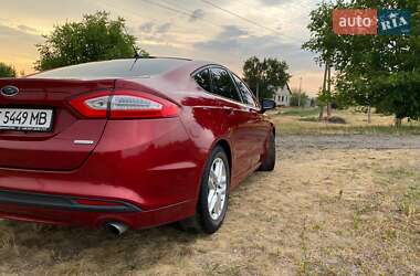 Седан Ford Fusion 2013 в 