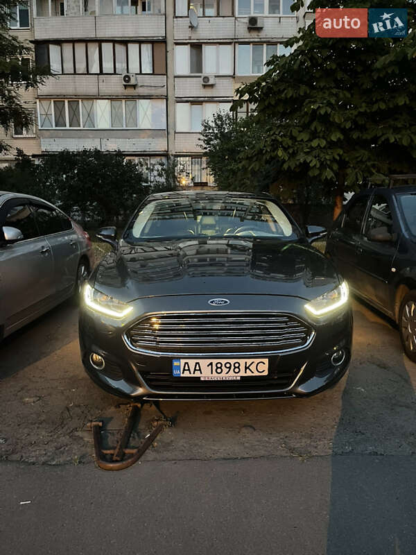 Седан Ford Fusion 2015 в Києві фото 25 Седан Ford Fusion 2015 в Києві
