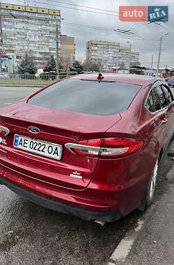 Седан Ford Fusion 2019 в 