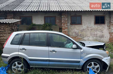 Хэтчбек Ford Fusion 2008 в 