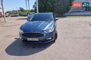 Седан Ford Fusion 2017 в 