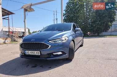 Седан Ford Fusion 2017 в 