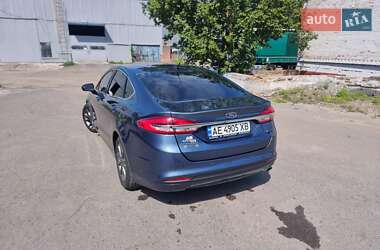Седан Ford Fusion 2017 в 