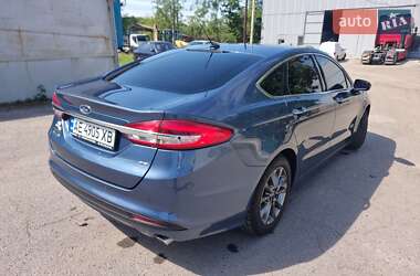 Седан Ford Fusion 2017 в 