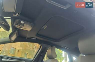 Седан Ford Fusion 2017 в 