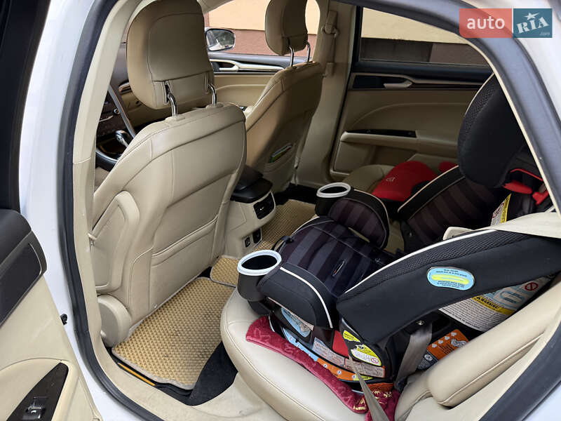 Седан Ford Fusion 2012 в Василькові