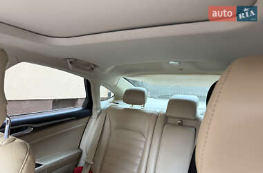 Седан Ford Fusion 2012 в 