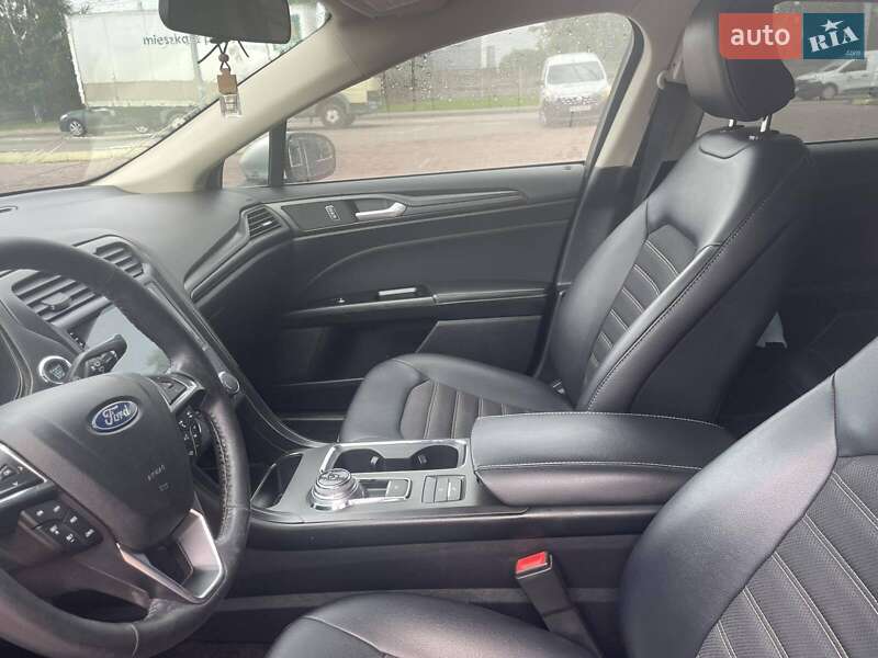 Седан Ford Fusion 2017 в Ровно фото 14 Седан Ford Fusion 2017 в Ровно