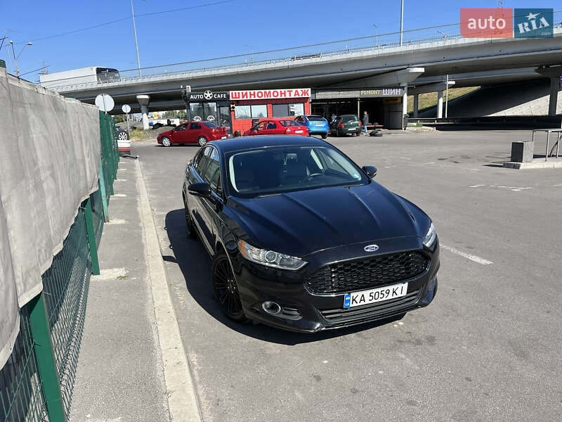 Седан Ford Fusion 2015 в Киеве