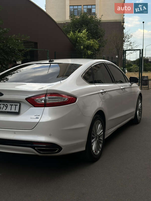 Седан Ford Fusion 2015 в Одессе