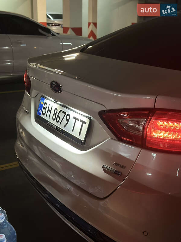 Седан Ford Fusion 2015 в Одессе