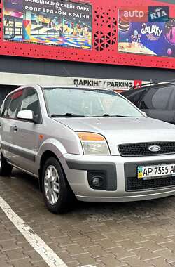 Хэтчбек Ford Fusion 2006 в 