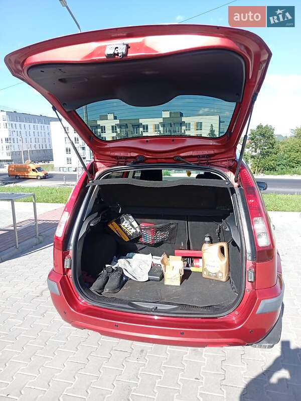 Хэтчбек Ford Fusion 2008 в Львове