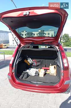 Хэтчбек Ford Fusion 2008 в 