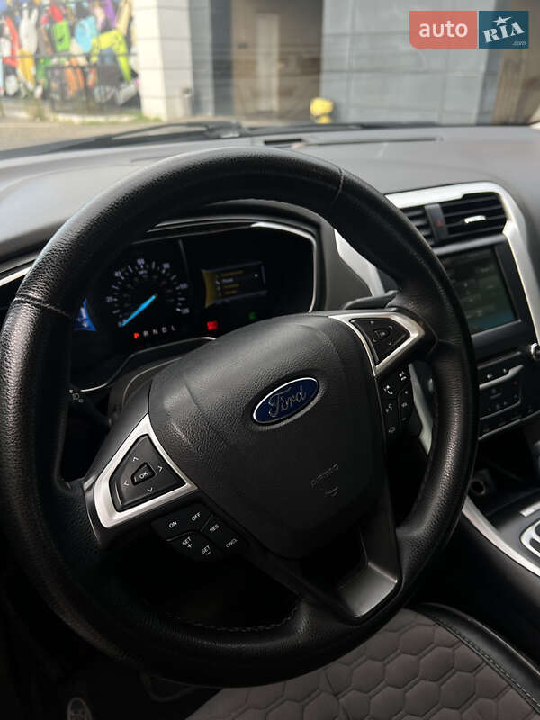 Седан Ford Fusion 2013 в Одессе
