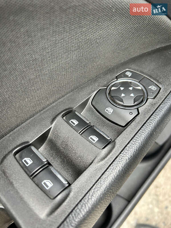 Седан Ford Fusion 2018 в Сумах