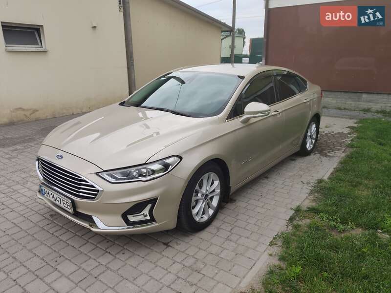 Ford Fusion 2018