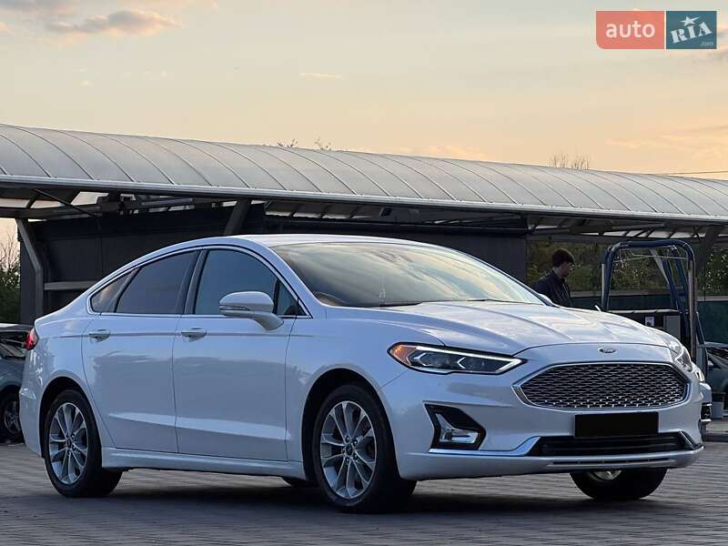 Седан Ford Fusion 2019 в Запорожье