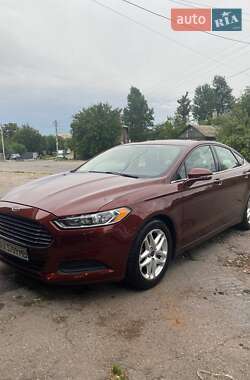 Седан Ford Fusion 2015 в 