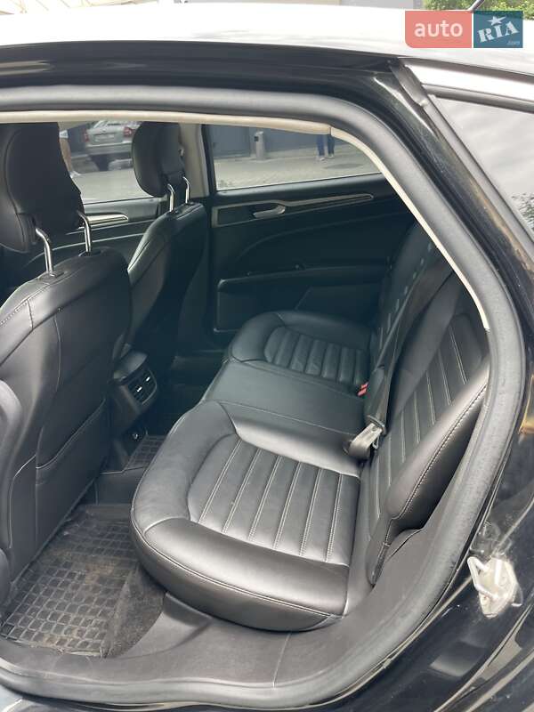 Седан Ford Fusion 2015 в Киеве
