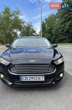 Седан Ford Fusion 2015 в 