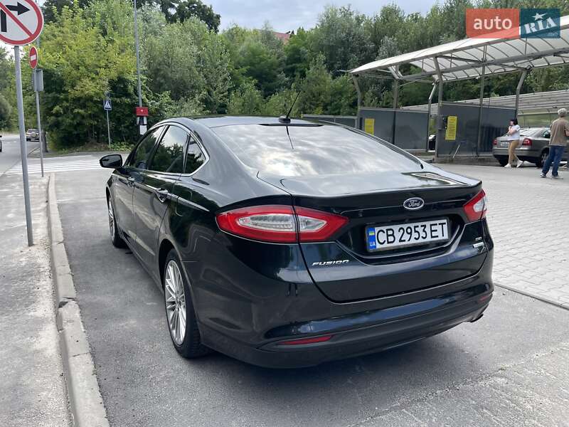 Седан Ford Fusion 2015 в Киеве