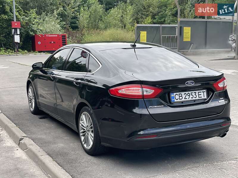 Седан Ford Fusion 2015 в Киеве