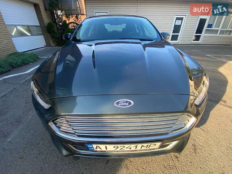 Седан Ford Fusion 2015 в Боярке