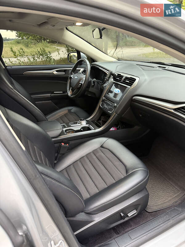 Седан Ford Fusion 2017 в Киеве