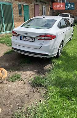Седан Ford Fusion 2018 в 
