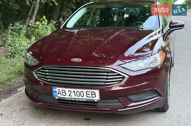 Седан Ford Fusion 2017 в 