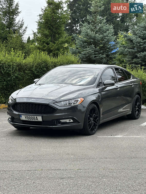 Седан Ford Fusion 2016 в Киеве