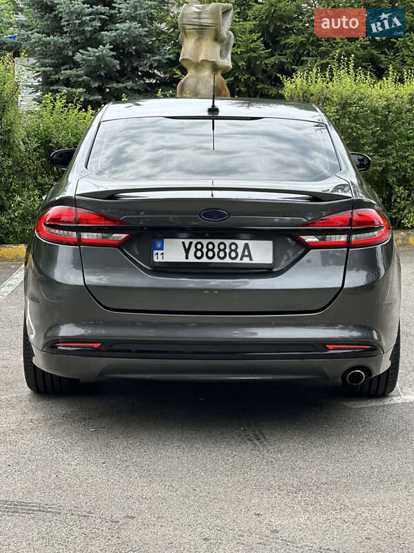 Седан Ford Fusion 2016 в Киеве