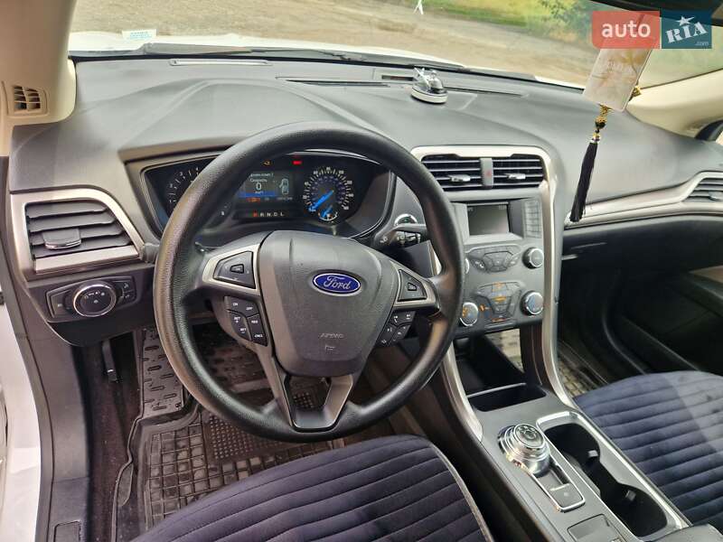 Седан Ford Fusion 2019 в Ладыжине