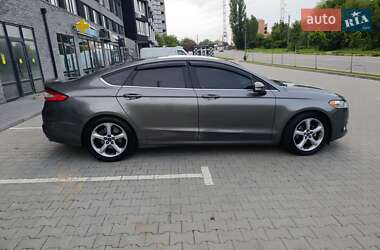 Седан Ford Fusion 2014 в 