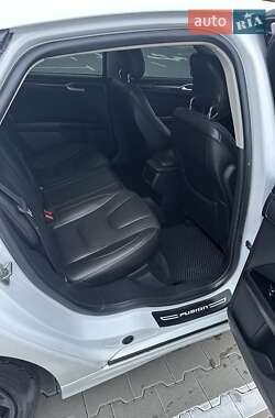 Седан Ford Fusion 2014 в 