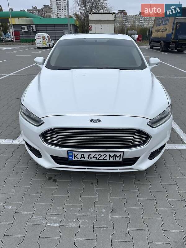 Седан Ford Fusion 2014 в Киеве