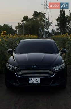Седан Ford Fusion 2014 в Днепре