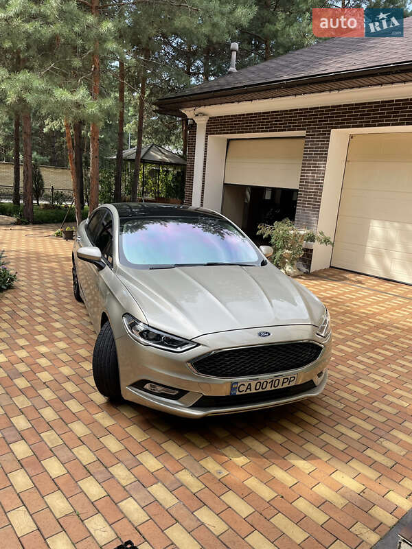 Седан Ford Fusion 2017 в Киеве