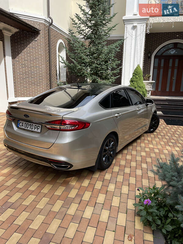 Седан Ford Fusion 2017 в Киеве