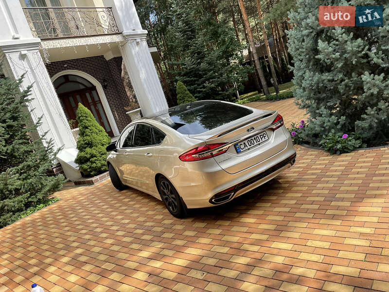 Седан Ford Fusion 2017 в Киеве